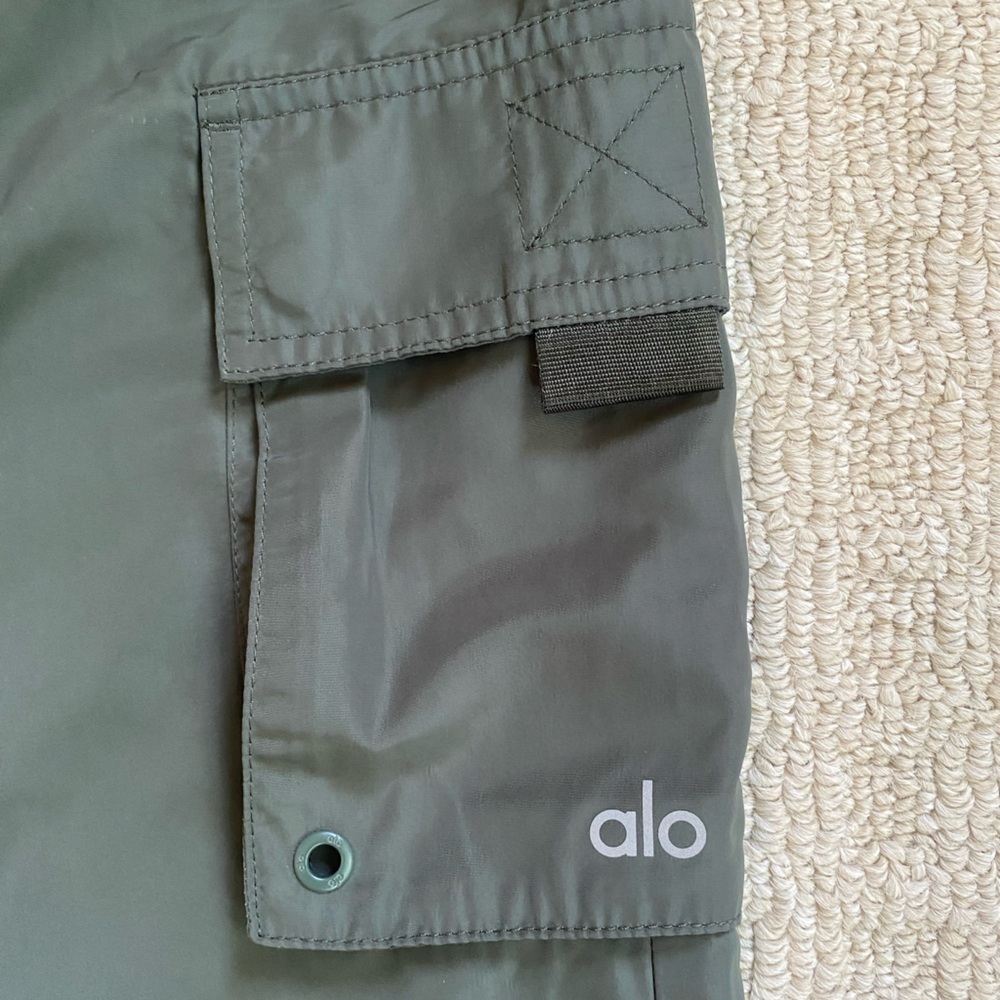ALO Cargo Jogger Pants - Picture 3 of 12